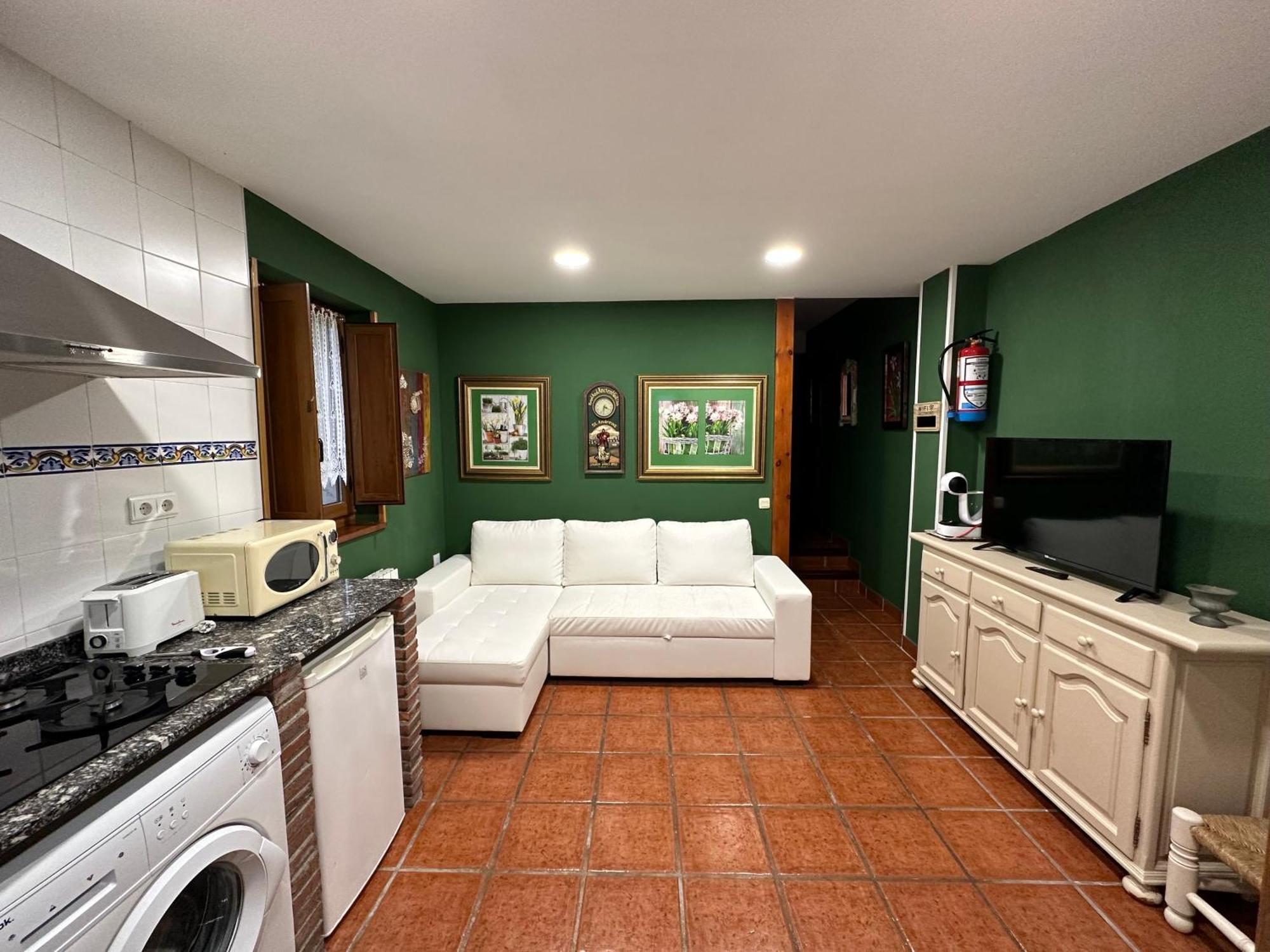 Apartamentos La Gloria Сантилана дел Мар Екстериор снимка