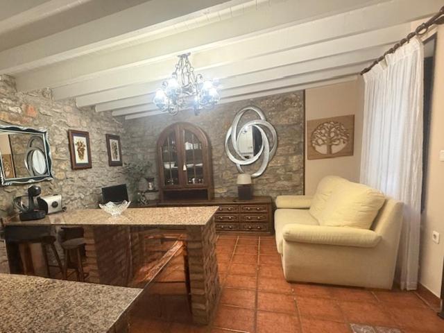 Apartamentos La Gloria Сантилана дел Мар Екстериор снимка
